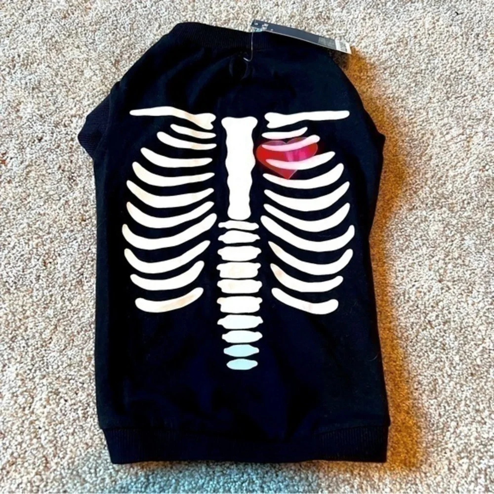 NWT old Navy pet tee size small
